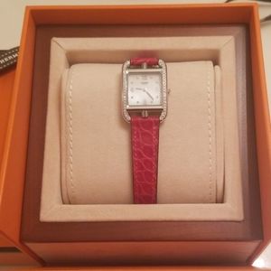 Hermes PM Cape Cod Mother of Pearl Diamond Watch